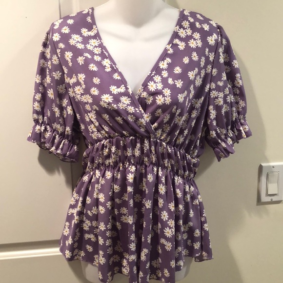 SHEIN Light purple w/daisys NWOT sz Large - Picture 1 of 6